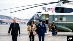 Vice President Kamala Harris and her husband, Doug Emhoff, arrive to board a plane to depart Andrews Air Force Base, Maryland, on November 16, 2022, en route to Thailand for the Asia-Pacific Economic Cooperation (APEC) Summit. (Haiyun Jiang/The New York Times/ via AP)
