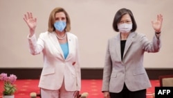 U.S. House Speaker Nancy Pelosi (L) joined Taiwan's President Tsai Ing-wen at the Presidential Office in Taipei on August 3, 2022. (Handout/Taiwan Presidential Office/AFP)