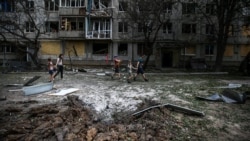 The aftermath of Russian shelling of Bakhmut, in the Donetsk region, on June 13, 2022. (Serhii Nuzhnenko/(RFE/RL)