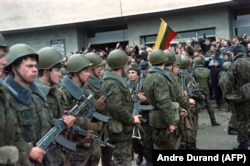 Soviet Soldiers in Vilnius, Lithuania during the 1991 January events.
