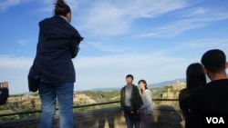 The influx of Chinese tourists to Bagnoregio was mainly prompted by the popular Japanese movie director Hayao Miyazaki, who used Civita as a backdrop for an Oscar-award winning feature film. (Photo: J. Dettmer/VOA)