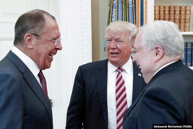 U.S. -- US President Donald Trump (C) meets with Russian Foreign Minister Sergei Lavrov (L) and Russian Ambassador to the United States Sergei Kislyak at the White House in Washington, May 10, 2017.