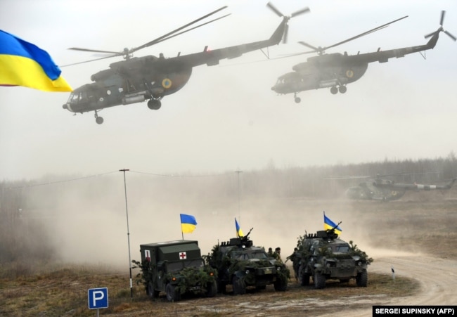 UKRAINE – Ukrainian army helicopters during a drillin the Zhytomyr regio on November 21, 2018.