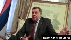 Milorad Dodik, Serb member of the Presidency of Bosnia and Herzegovina, speaks during an interview in his office in Banja Luka, November 11, 2021. (REUTERS/Dado Ruvic)