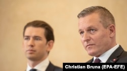 AUSTRIA -- Austrian Chancellor Sebastian Kurz (L) and Austrian Defense Minister Mario Kunasek deliver a press statement at the Austrian Chancellory in Vienna, November 9, 2018