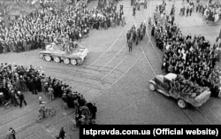 LATVIA – Soviet troops move into Riga, starting the occupation.