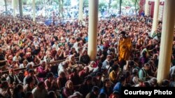 The 14th Dalai Lama lecturing Buddhism in Dharamsala, India, September 11, 2016. (Irina Zueva/Courtesy Photo)