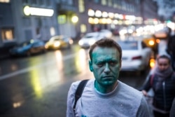 Russia -- Alexei Navalny after being attacked with green dye in 2017.