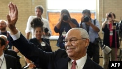 Former U.S. Secretary of State Colin Powell at the Benjamin Banneker Academic High School in Washington, D.C., on October 17, 2016. (Yuri Gripas/AFP)