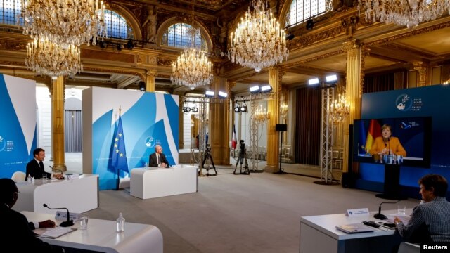 The Paris Peace Forum at The Elysee Palace, amid the coronavirus disease (COVID-19) outbreak, in Paris, France November 12, 2020. Ludovic Marin/ Pool via REUTERS