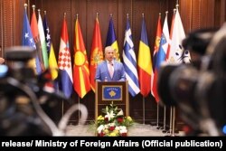 Kosovo: Minister of Foreign Affairs, Behgjet Pacolli